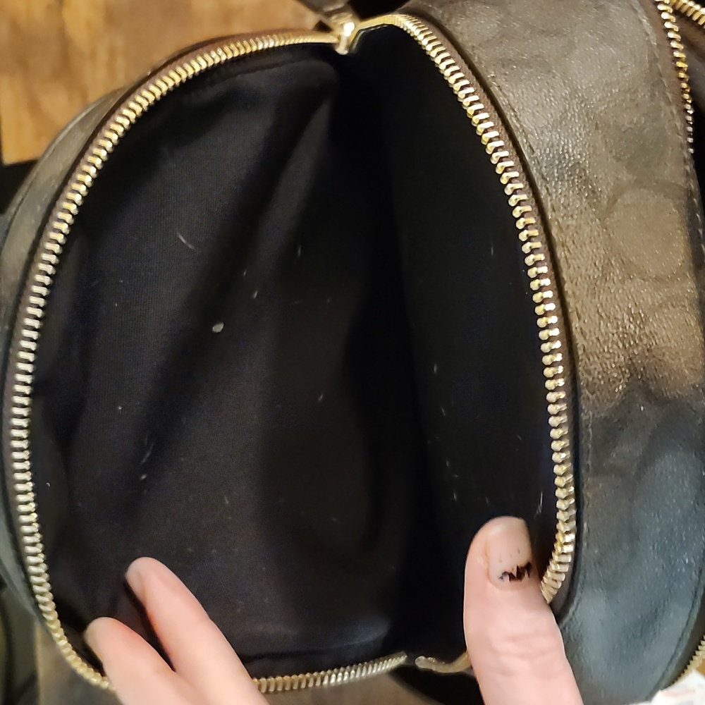 Coach Backpack In Signature Canvas - Picture 4 of 5